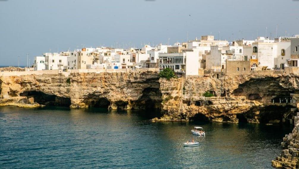 ポリニャーノ・ア・マーレEl-Mar Locazione Turistica House With Exclusive Terraceアパートメント エクステリア 写真