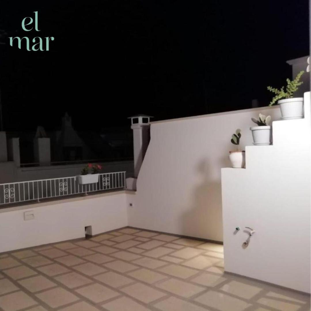 ポリニャーノ・ア・マーレEl-Mar Locazione Turistica House With Exclusive Terraceアパートメント エクステリア 写真